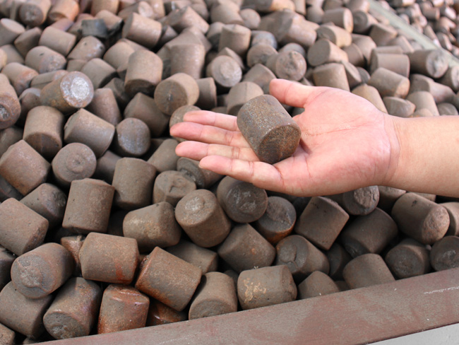 球磨機(jī)內(nèi)部鋼棒