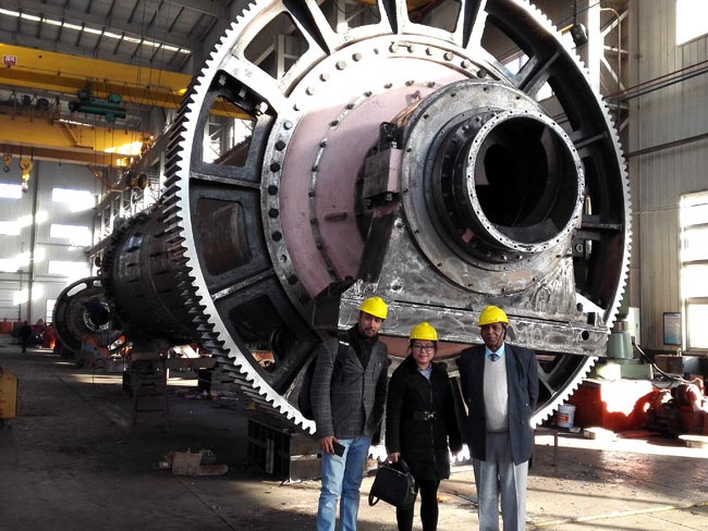 球磨機(jī)生產(chǎn)車間