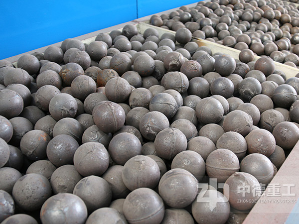 球磨機(jī)鋼球?qū)嵟? width=