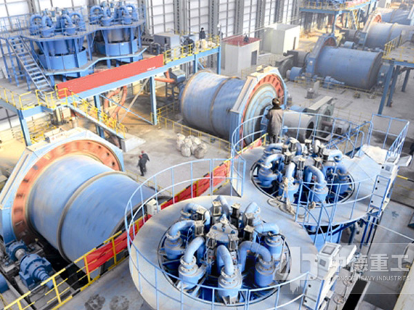 石灰石球磨機筒體轉(zhuǎn)速越大，研磨力也越大，出料越細