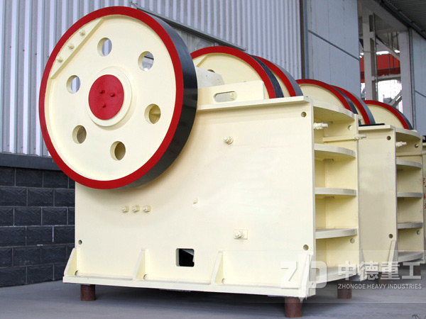 大中型顎式破碎機圖片 大中型顎式破碎機圖片