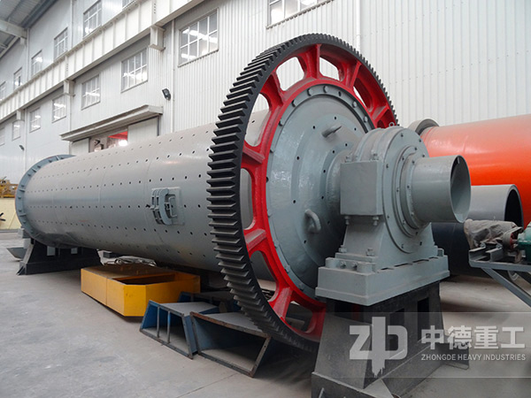 廠家展示石灰石濕式球磨機(jī)設(shè)備