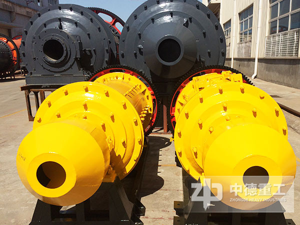 1300*1500陶瓷球磨機(jī)