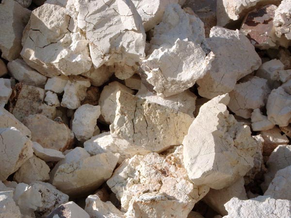 鋁礬土礦要經(jīng)過脫硅處理才能應(yīng)用在工業(yè)中 鋁礬土礦要經(jīng)過脫硅處理才能應(yīng)用在工業(yè)中