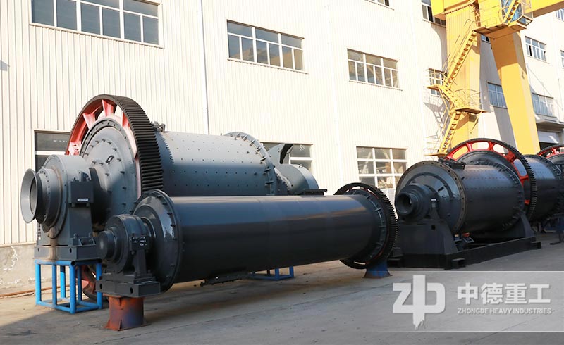 水煤漿球磨機(jī)型號(hào)眾多，想要了解具體得價(jià)格詳情還得咨詢(xún)生產(chǎn)廠家