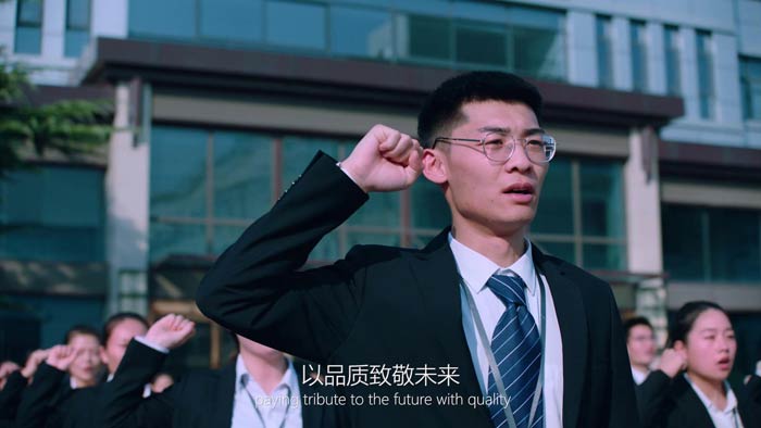 我們是專業(yè)的球磨機(jī)生產(chǎn)廠家，高效、節(jié)能、品質(zhì)未來(lái)是我們不斷的追求