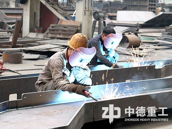 選用的材料不同，制造出來的水泥球磨機(jī)質(zhì)量也參差不齊