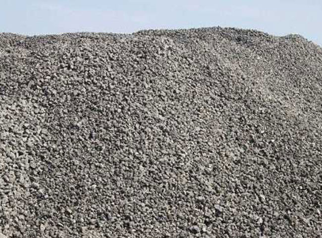 堆積成山的尾礦如何處理歷來讓人非常頭疼