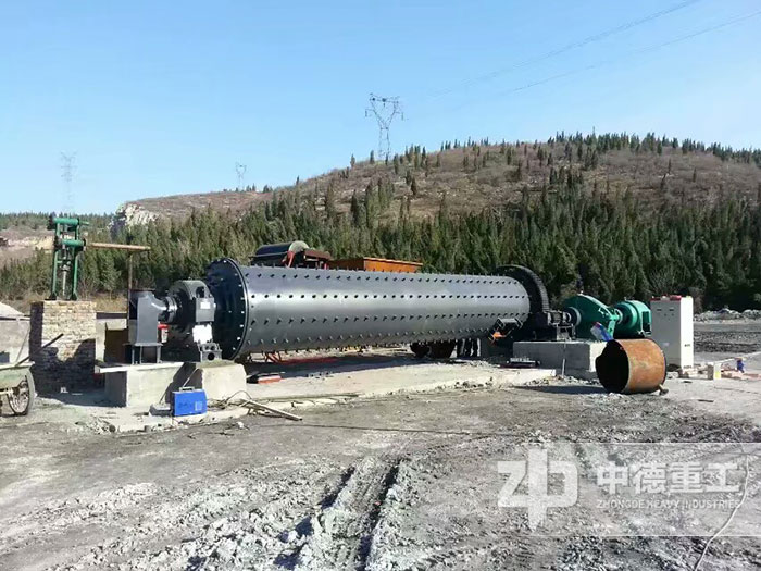 節(jié)能環(huán)保型小型球磨機設備