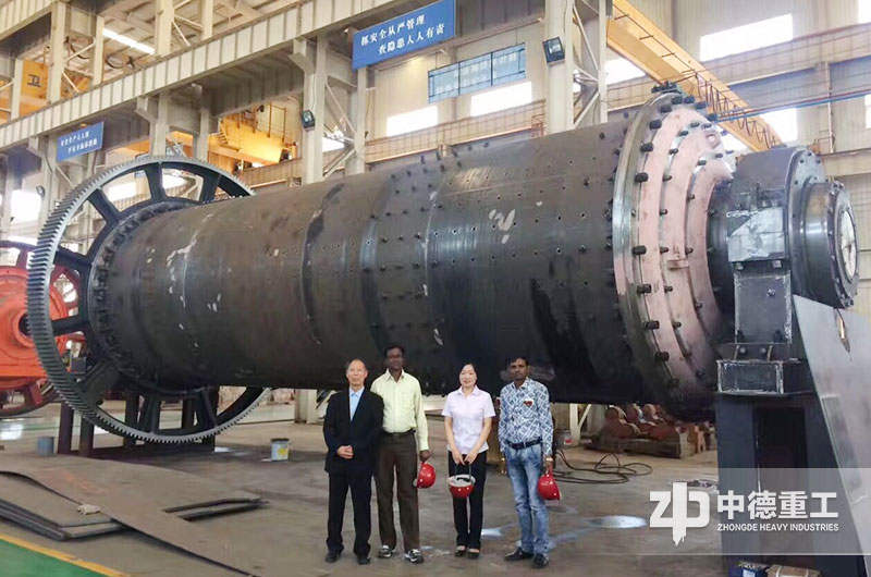 國(guó)際客戶來(lái)廠考察棒磨制砂機(jī)